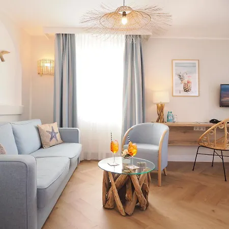 Strandvillen Hotel 4*