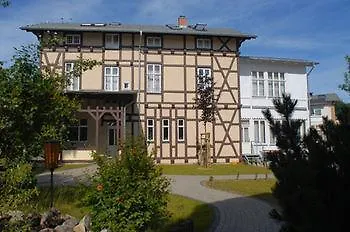 Strandvillen Hotel 4*